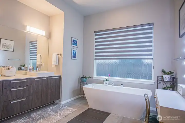 Primary bath with luxurious soaking tub