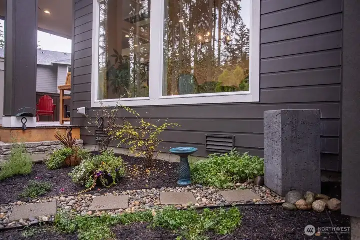 Water fountain stays!