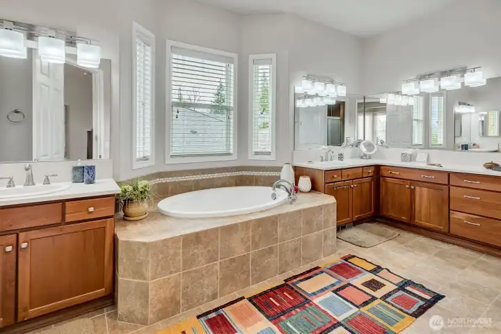 Primary Soaking Tub & Double Vanities