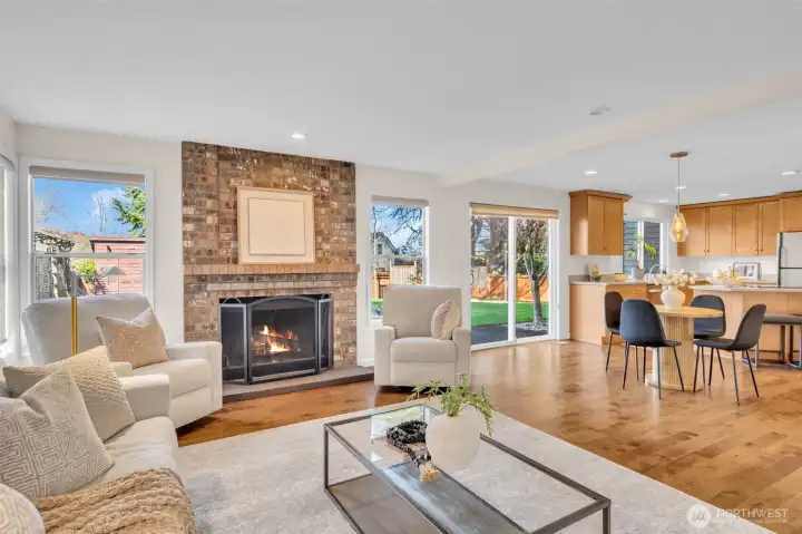 Family room overlooking expansive backyard and pool