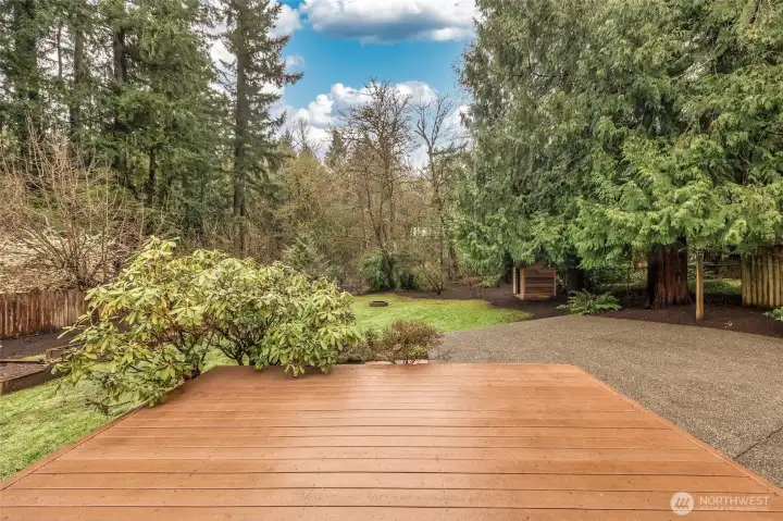 Expansive back deck perfect for outdoor entertaining and relaxing.