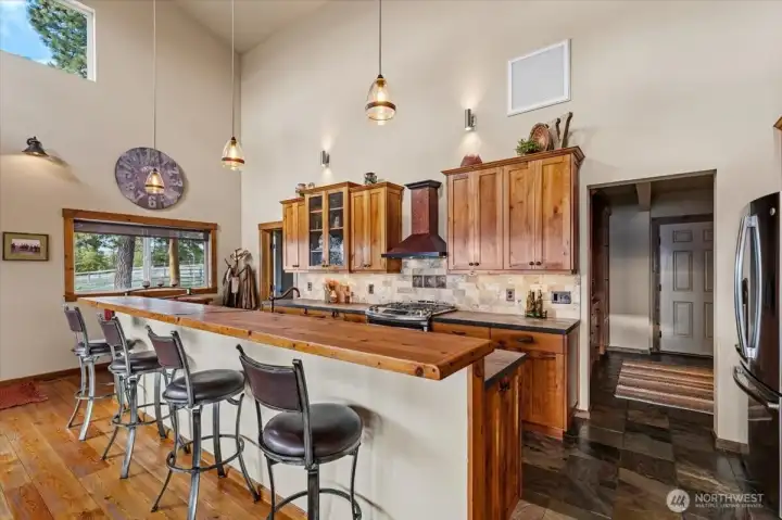 Kitchen wtih bar seating