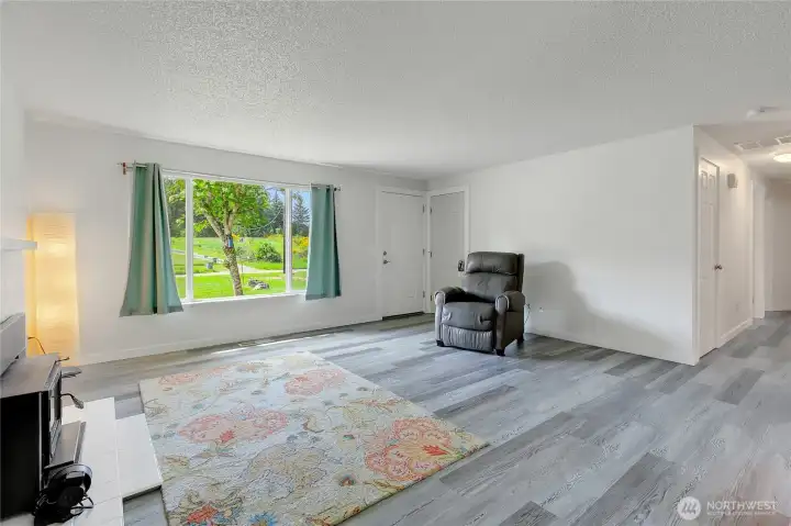 2019 new flooring installed, LVP by Shaw, waterproof
