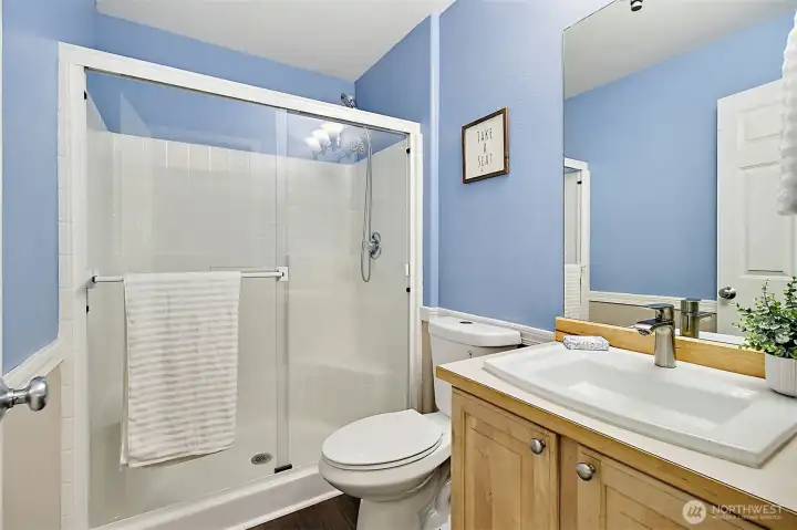 Main floor 3/4 bathroom