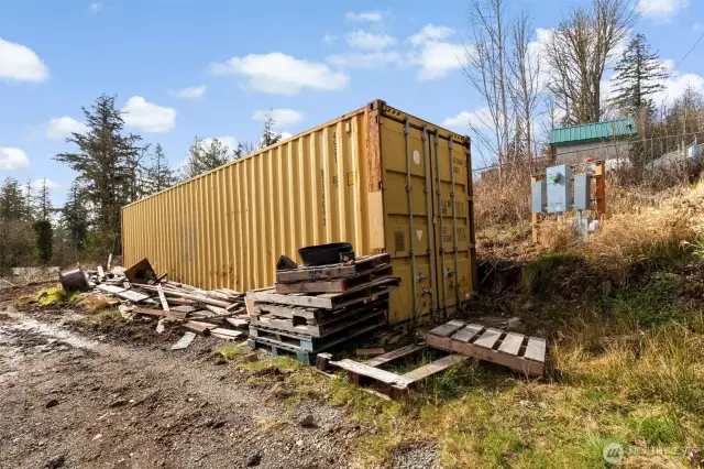 Seller's Storage Container next to the on-side power