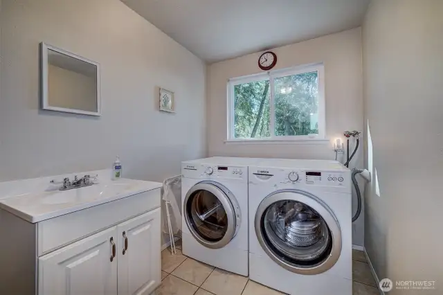 Downstairs laundry & bathroom