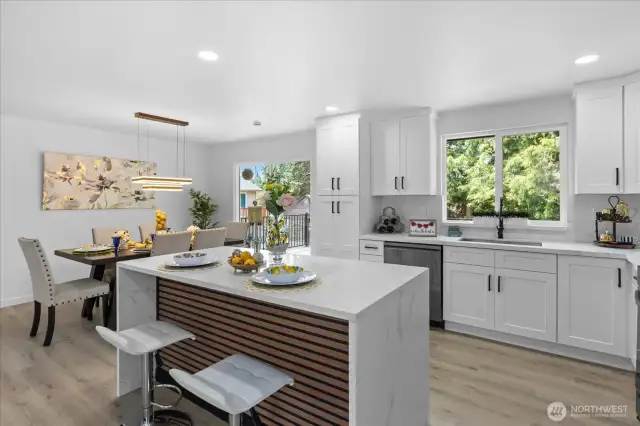 Kitchen W/Eating Space