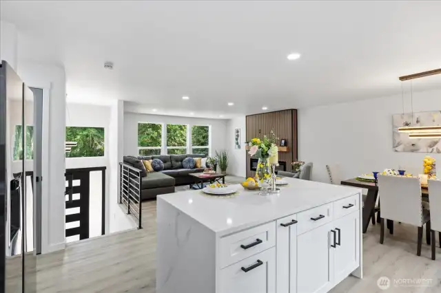 Kitchen W/Eating Space
