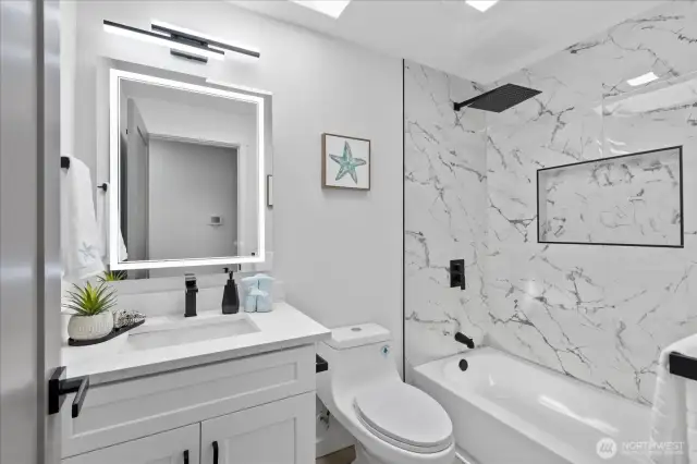 Full Bath (Main Level)
