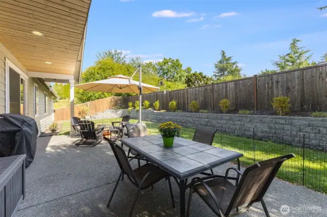 Sunshine in the afternoon and shade in the evenings. The perfect blend.