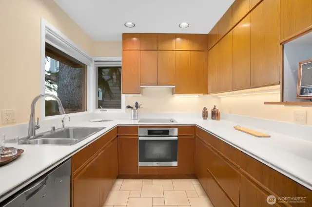 Miele cooktop stove and dishwasher