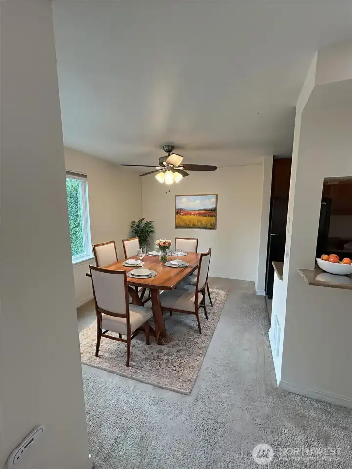 Dining- Virtually Staged