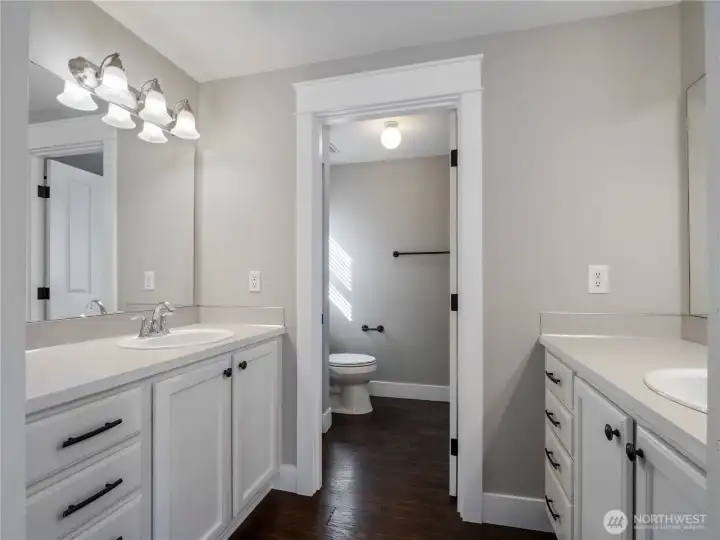 Double vanity's off Primary bedroom
