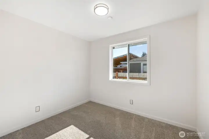 Guest Bedroom 2-New Carpet
