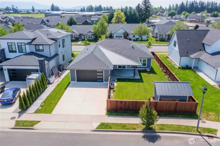 Welcome to 1725 Aaron Dr Welcome to 1725 Aaron Dr