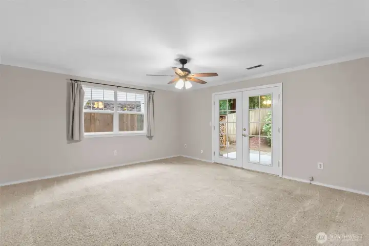 Large Bonus Room on lower level