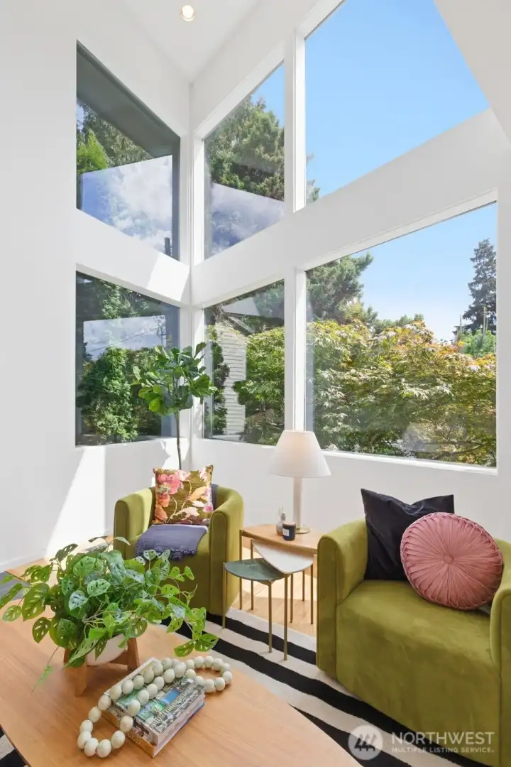 So much light and privacy!