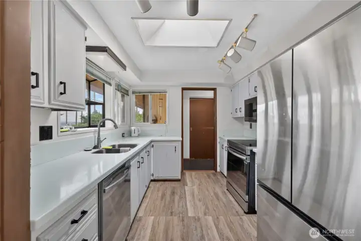 Updated kitchen with newer appliances Updated kitchen with newer appliances