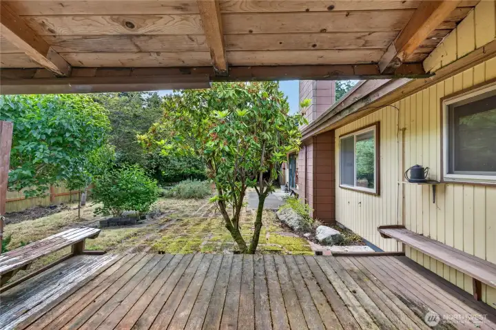 Back private patio- perfect spot for a hot tub Back private patio- perfect spot for a hot tub