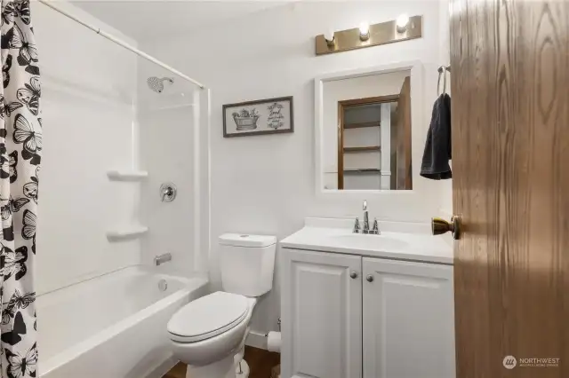 Full Bathroom on 2nd floor