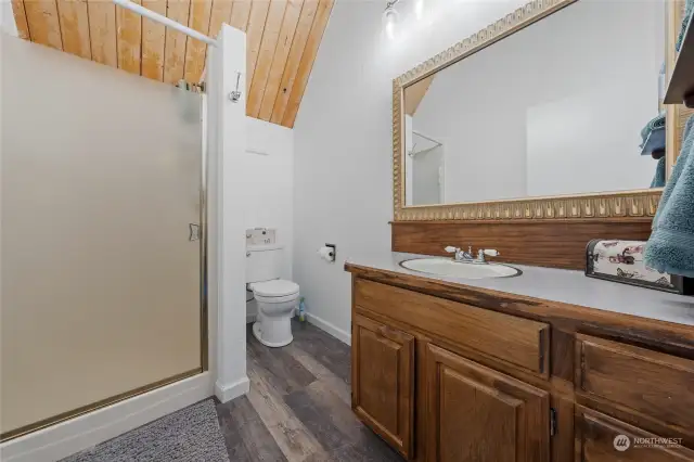 Upstairs bathroom