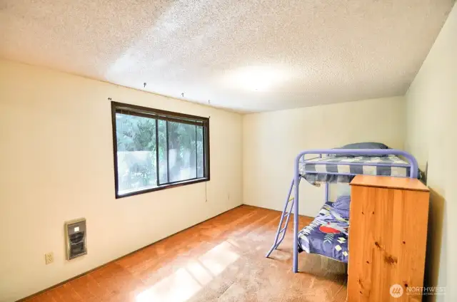Extra large bedroom
