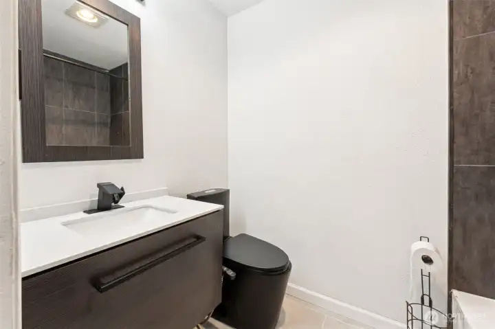 Bathroom downstairs