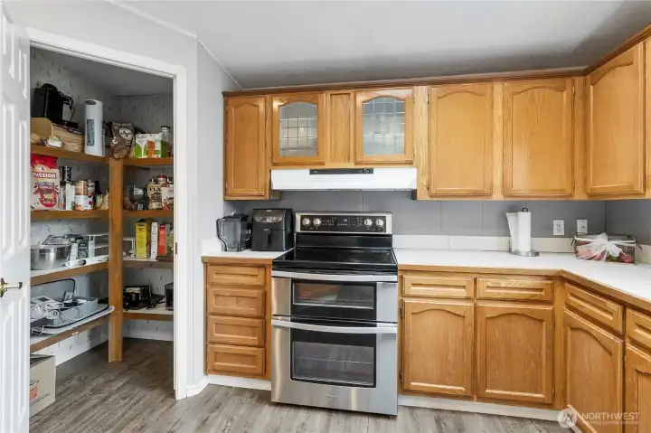 Large walk in pantry for all your storage.