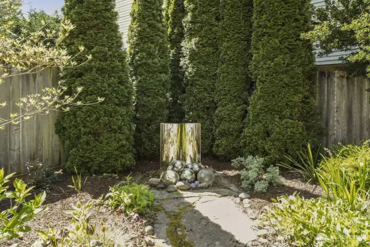 Water fountain in bardyard