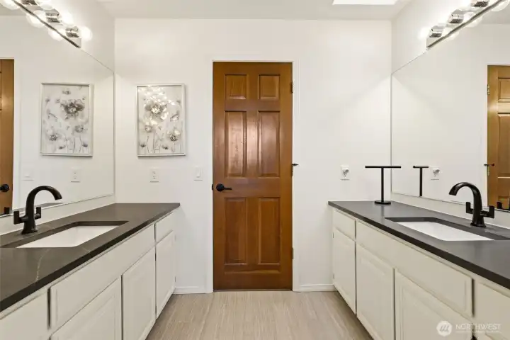 A full upper-level hallway bath serves bedrooms 3 and 4.