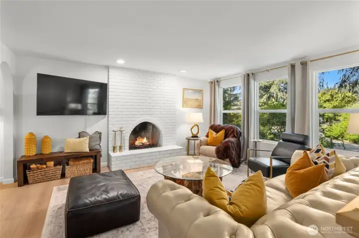 Cozy Fireplace & Treed Views Cozy Fireplace & Treed Views