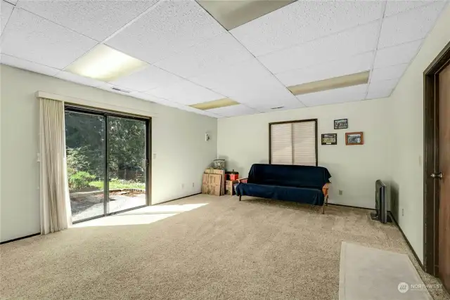 Downstairs Family Room.  Sliding glass door opens to he backyard.