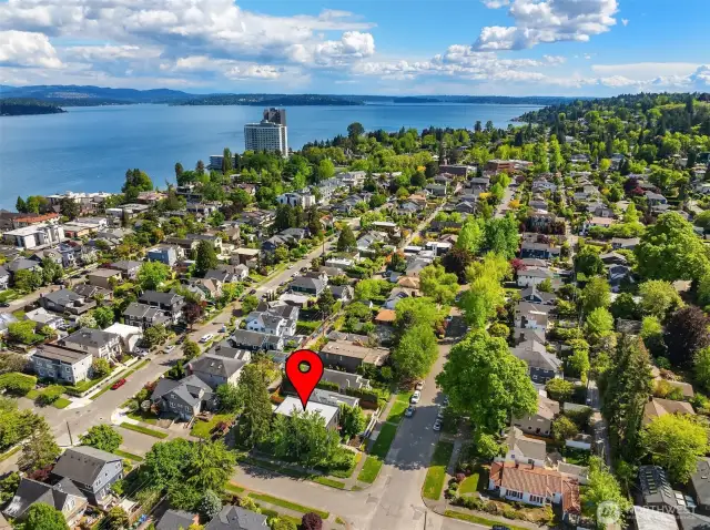 So close to all that Madison Park has to offer!