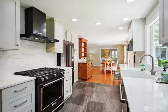 Lovely open kitchen