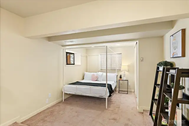 Generous sized downstairs bedroom with adjoining sitting area or office