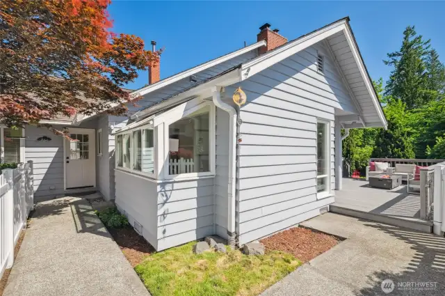 Fully enclosed fenced surrounds the the side and deck.