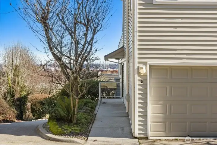 Attached 2 car garage