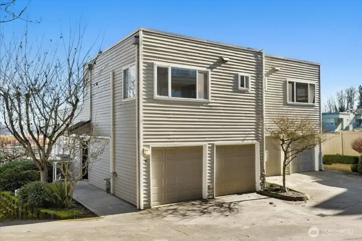 2 Car Attached Garage 2 Car Attached Garage