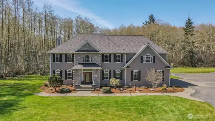 Looking for curb appeal? Here you go! Looking for curb appeal? Here you go!