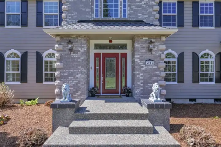 Come inside! Come inside!