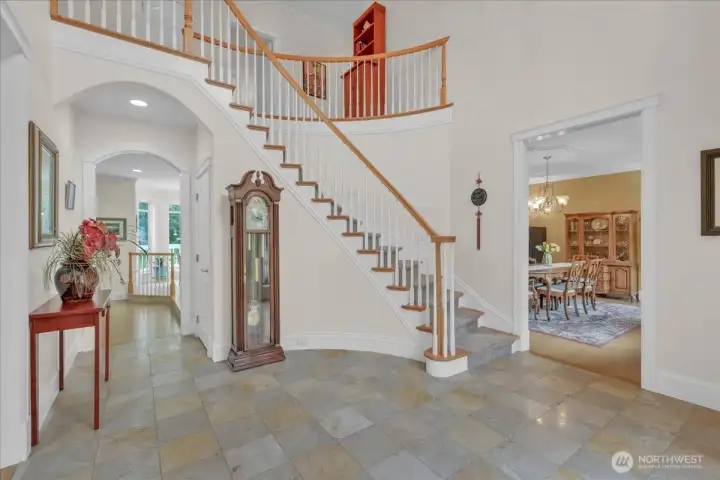 Grand entry with heated tile floors! Grand entry with heated tile floors!