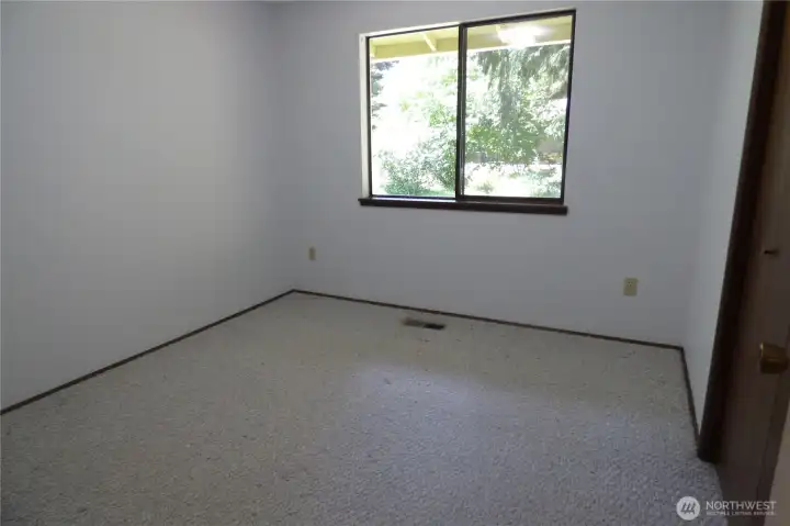 2nd bedroom overlooking the side of the house.