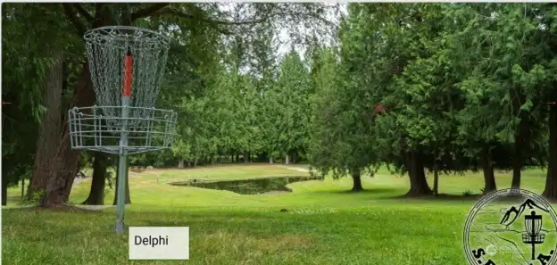 Try your hand at disc golfing at the country club.