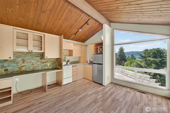 Studio casita with a view. Patio just outside the window.