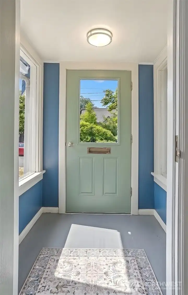 Looking back to the front door. Looking back to the front door.