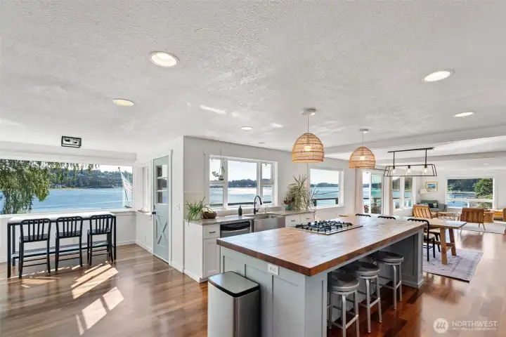 Kitchen with breakfast nook.