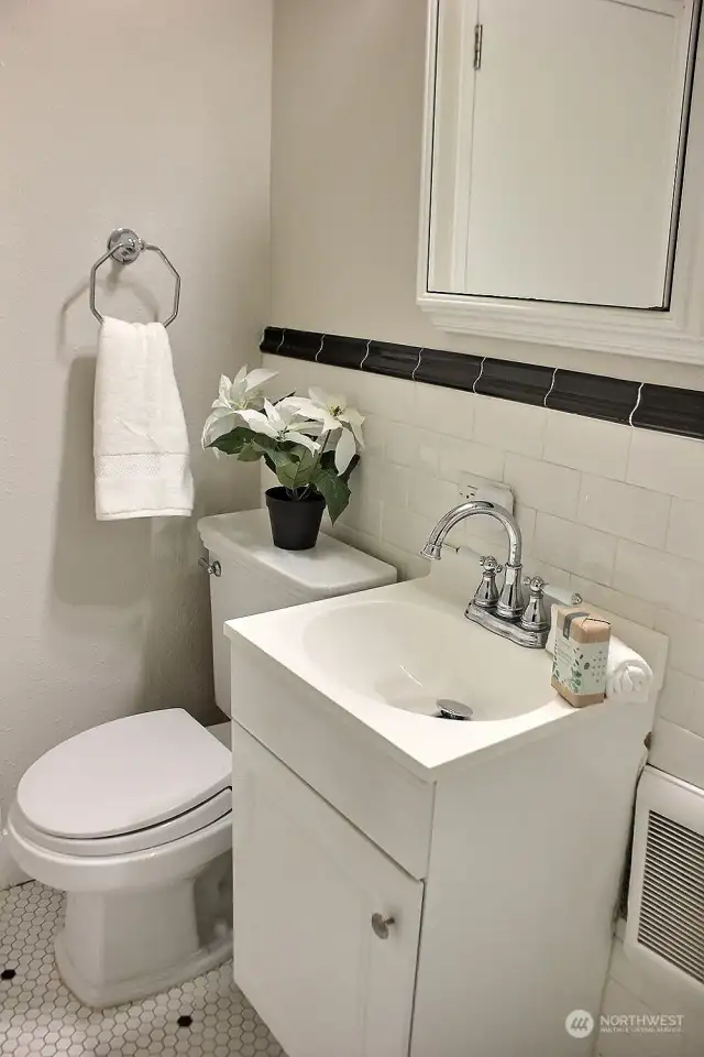 Updated and charming bathroom!