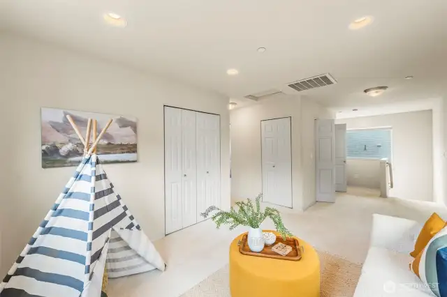 Upstairs Bonus Room