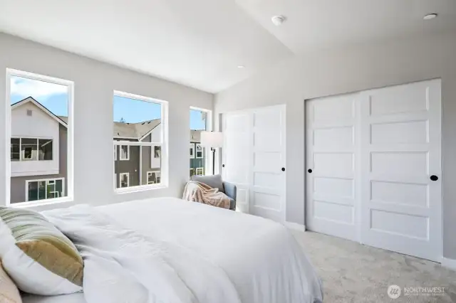 Photographs are for illustrative purposes only. Features, finishes, interior/exterior colors, landscaping and floorplan shown may vary from actual homes built.