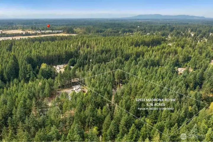 Aerial of this estate and surrounding areas.